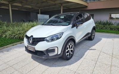 Captur Life 2019 – Baixo km